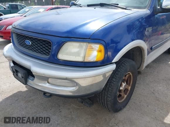 ✅ 1997 Ford F-150 XL • VIN: 1FTDX18W1VKC71818 • Lot: 42871300. Listed on IAAI with 237,082 mi. Free auction sales archive from the USA and detailed vehicle history report at DreamBid. Image 6.