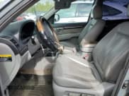 ✅ 2007 Hyundai Santa Fe GLS • VIN: 5NMSG13D07H089720 • Lot: 72708484. Listed on Copart with 240,688 mi. Free auction sales archive from the USA and detailed vehicle history report at DreamBid. Image 7.