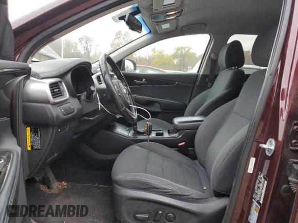 ✅ 2016 Kia Sorento LX • VIN: 5XYPGDA30GG166386 • Lot: 90452795. Listed on Copart with 120,743 mi. Free auction sales archive from the USA and detailed vehicle history report at DreamBid. Image 7.