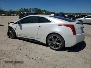 ✅ 2016 Cadillac ELR • VIN: 1G6RM1E47GU116315 • Lot: 50089705. Wystawiony na Copart z przebiegiem 102 082 mil. Bezpłatny archiwum sprzedaży aukcyjnych z USA i szczegółowy raport historii pojazdu na DreamBid. Zdjęcie 2.