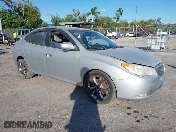 ✅ 2008 Hyundai Elantra GLS • VIN: KMHDU46DX8U423790 • Lot: 43699881. Wystawiony na IAAI z przebiegiem 158 334 mil. Bezpłatny archiwum sprzedaży aukcyjnych z USA i szczegółowy raport historii pojazdu na DreamBid. Zdjęcie 1.