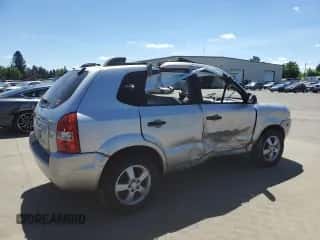 2005 Hyundai Tucson GL с VIN KM8JM12B25U076246, выставлен на аукционе Copart как лот 54030704 с пробегом Не указан миль и Списание • Salvage title. История ставок и продаж доступна на DreamBid. Изображение 3.