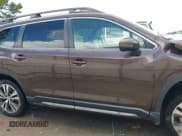 ✅ 2019 Subaru Ascent Limited • VIN: 4S4WMAMD4K3407253 • Lot: 43362435. Listed on IAAI with 138,533 mi. Free auction sales archive from the USA and detailed vehicle history report at DreamBid. Image 14.