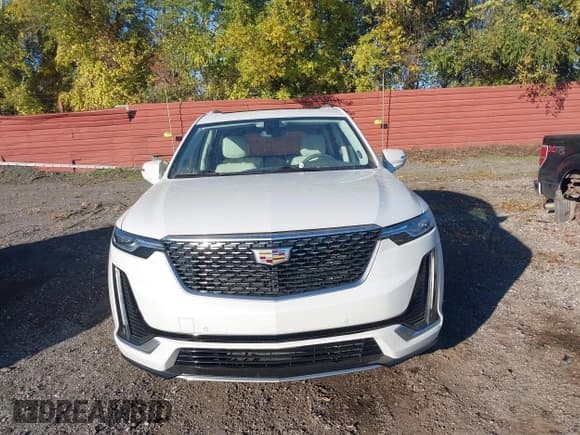 ✅ 2020 Cadillac XT6 AWD Premium Luxury • VIN: 1GYKPDRS2LZ106105 • Lot: 43521461. Wystawiony na IAAI z przebiegiem 63 426 mil. Bezpłatny archiwum sprzedaży aukcyjnych z USA i szczegółowy raport historii pojazdu na DreamBid. Zdjęcie 12.