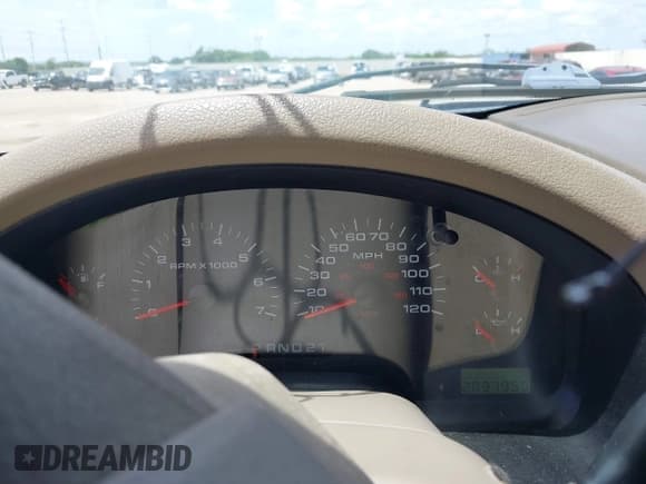 ✅ 2005 Ford F-150 XLT • VIN: 1FTRW12W65FA60527 • Lot: 42674080. Wystawiony na IAAI z przebiegiem 203 795 mil. Bezpłatny archiwum sprzedaży aukcyjnych z USA i szczegółowy raport historii pojazdu na DreamBid. Zdjęcie 7.