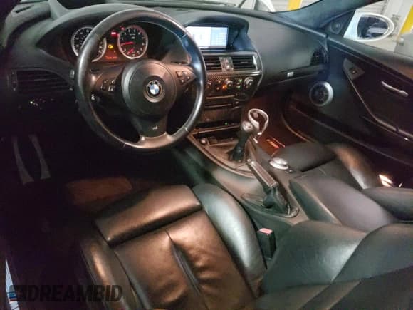 ✅ 2007 BMW 6 Series M6 • VIN: WBSEH93527CY24187 • Лот: 85204545. Опубликован ранее на Copart с пробегом 116 132 миль. Бесплатный доступ к архиву аукционных продаж из США и подробный отчёт об истории автомобиля на DreamBid. Изображение 8.