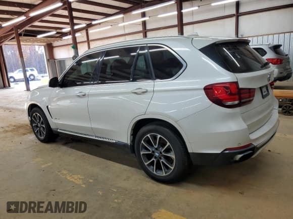 ✅ 2017 BMW X5 xDrive50i • VIN: 5UXKR6C32H0J85055 • Lot: 93608625. Wystawiony na Copart z przebiegiem 107 953 mil. Bezpłatny archiwum sprzedaży aukcyjnych z USA i szczegółowy raport historii pojazdu na DreamBid. Zdjęcie 2.