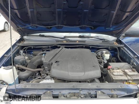 ✅ 2015 Toyota Tacoma PreRunner • VIN: 5TFKU4HNXFX006568 • Lot: 42695934. Wystawiony na IAAI z przebiegiem 130 975 mil. Bezpłatny archiwum sprzedaży aukcyjnych z USA i szczegółowy raport historii pojazdu na DreamBid. Zdjęcie 10.