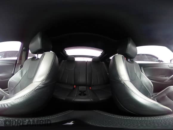 2016 Hyundai Veloster Turbo z VIN KMHTC6AE3GU276012, wystawiony jako Copart lot #37892833 z przebiegiem 82 797 mil mil oraz . Historia ofert i sprzedaży dostępna na DreamBid. Obrazek 13.