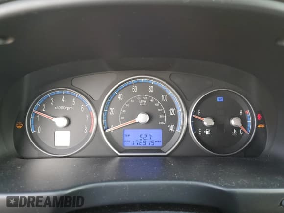 ✅ 2007 Hyundai Santa Fe SE • VIN: 5NMSH13E97H093514 • Lot: 72078714. Listed on Copart with 172,915 mi. Free auction sales archive from the USA and detailed vehicle history report at DreamBid. Image 9.