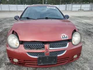 2003 Dodge Neon SXT z VIN 1B3ES56C83D250325, wystawiony jako Copart lot #67290155 z przebiegiem 159 927 mil mil oraz Szkoda całkowita • Salvage title. Historia ofert i sprzedaży dostępna na DreamBid. Obrazek 5.