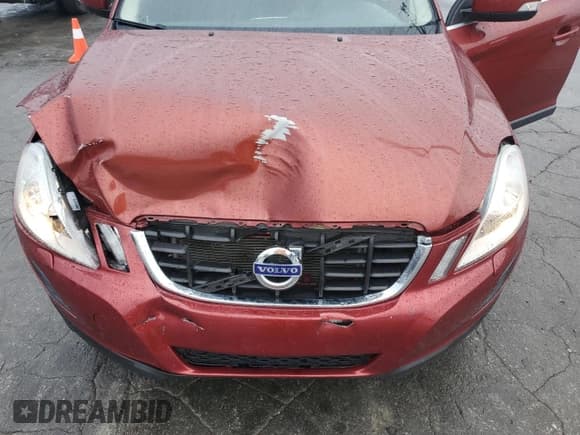 ✅ 2013 Volvo XC60 3.2L • VIN: YV4952DL4D2410381 • Lot: 90300505. Listed on Copart with 156,886 mi. Free auction sales archive from the USA and detailed vehicle history report at DreamBid. Image 12.