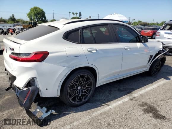 ✅ 2023 BMW X4 M • VIN: 5YM23EC09P9P05546 • Lot: 64856665. Wystawiony na Copart z przebiegiem 26 543 mil. Bezpłatny archiwum sprzedaży aukcyjnych z USA i szczegółowy raport historii pojazdu na DreamBid. Zdjęcie 3.