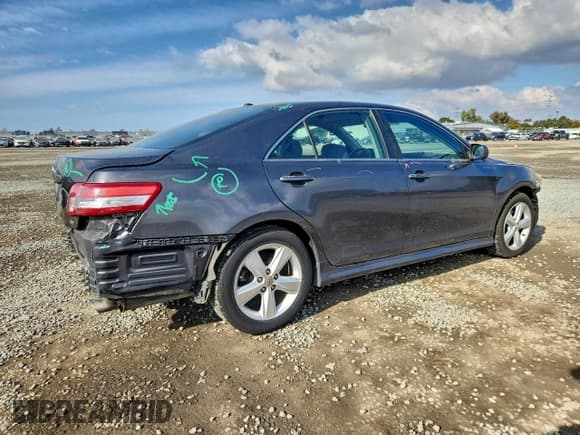 ✅ 2010 Toyota Camry • VIN: 4T1BF3EK2AU501593 • Lot: 94998645. Listed on Copart with 187,265 mi. Free auction sales archive from the USA and detailed vehicle history report at DreamBid. Image 3.