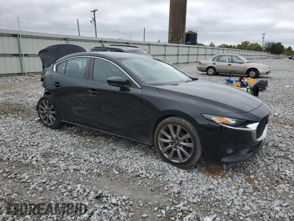 ✅ 2021 Mazda 3 Select • VIN: JM1BPABL6M1337628 • Lot: 82667455. Listed on Copart with 98,482 mi. Free auction sales archive from the USA and detailed vehicle history report at DreamBid. Image 4.