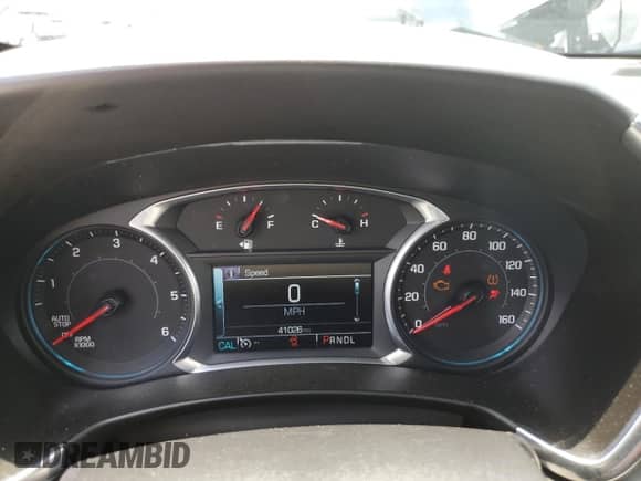 2018 Chevrolet Equinox LT z VIN 3GNAXLEU6JS606014, wystawiony jako Copart lot #60461525 z przebiegiem 41 026 mil mil oraz Szkoda całkowita • Salvage title. Historia ofert i sprzedaży dostępna na DreamBid. Obrazek 9.