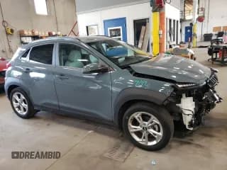 ✅ 2022 Hyundai Kona SEL • VIN: KM8K62AB4NU888475 • Лот: 69370304. Опубликован ранее на Copart с пробегом 13 872 миль. Бесплатный доступ к архиву аукционных продаж из США и подробный отчёт об истории автомобиля на DreamBid. Изображение 4.