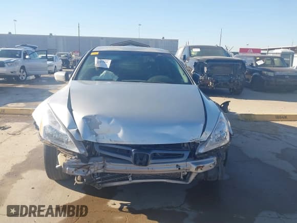 ✅ 2003 Honda Accord LX • VIN: 1HGCM66393A102094 • Lot: 41762701. Listed on IAAI with 171,002 mi. Free auction sales archive from the USA and detailed vehicle history report at DreamBid. Image 13.