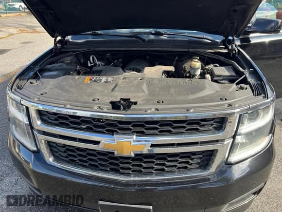 ✅ 2020 Chevrolet Suburban LS • VIN: 1GNSKGKCXLR228372 • Lot: 89929375. Listed on Copart with 220,295 mi. Free auction sales archive from the USA and detailed vehicle history report at DreamBid. Image 7.