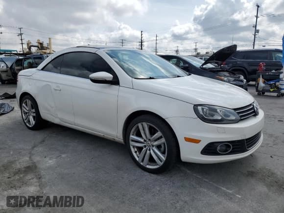 ✅ 2013 Volkswagen Eos Lux • VIN: WVWFW8AH3DV000644 • Лот: 51157895. Опубликован ранее на Copart с пробегом 74 347 миль. Бесплатный доступ к архиву аукционных продаж из США и подробный отчёт об истории автомобиля на DreamBid. Изображение 4.