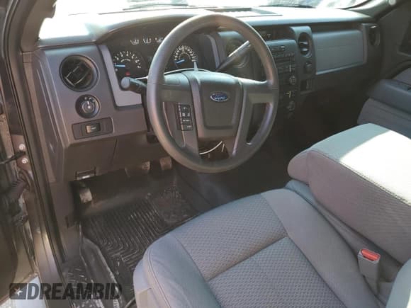 ✅ 2012 Ford F-150 XL • VIN: 1FTMF1CM3CKE33986 • Lot: 81839145. Listed on Copart with 107,396 mi. Free auction sales archive from the USA and detailed vehicle history report at DreamBid. Image 8.