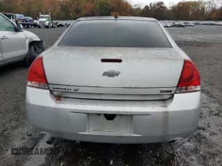 2013 Chevrolet Impala LT z VIN 2G1WG5E36D1191982, wystawiony jako Copart lot #90610545 z przebiegiem 248 599 mil mil oraz Czysty tytuł • Clean title. Historia ofert i sprzedaży dostępna na DreamBid. Obrazek 6.