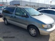 ✅ 1999 Toyota Sienna LE • VIN: 4T3ZF13C4XU165007 • Lot: 43001445. Listed on IAAI with Not provided. Free auction sales archive from the USA and detailed vehicle history report at DreamBid. Image 1.