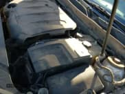 ✅ 2018 Chevrolet Impala LT • VIN: 2G1105S38J9172642 • Lot: 43617684. Wystawiony na IAAI z przebiegiem 198 638 mil. Bezpłatny archiwum sprzedaży aukcyjnych z USA i szczegółowy raport historii pojazdu na DreamBid. Zdjęcie 19.