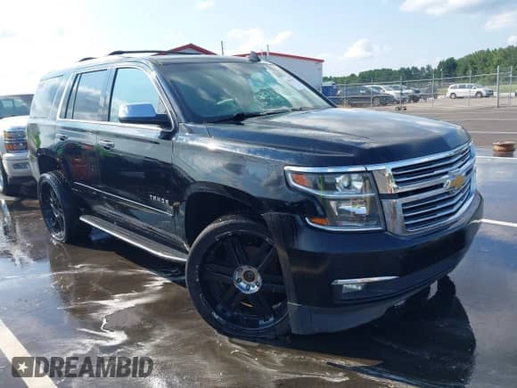 2020 Chevrolet Tahoe Premier z VIN 1GNSKCKC5LR101196, wystawiony jako IAAI lot #42993977 z przebiegiem 112 311 mil mil oraz . Historia ofert i sprzedaży dostępna na DreamBid. Obrazek 1.