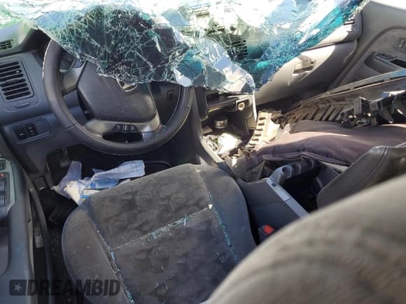 ✅ 2004 Honda Pilot EX • VIN: 2HKYF18494H548358 • Lot: 89662555. Listed on Copart with Not provided. Free auction sales archive from the USA and detailed vehicle history report at DreamBid. Image 8.