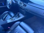 ✅ 2011 BMW M3 • VIN: WBSKG9C55BE368172 • Lot: 43218325. Wystawiony na Copart z przebiegiem 70 952 mil. Bezpłatny archiwum sprzedaży aukcyjnych z USA i szczegółowy raport historii pojazdu na DreamBid. Zdjęcie 5.