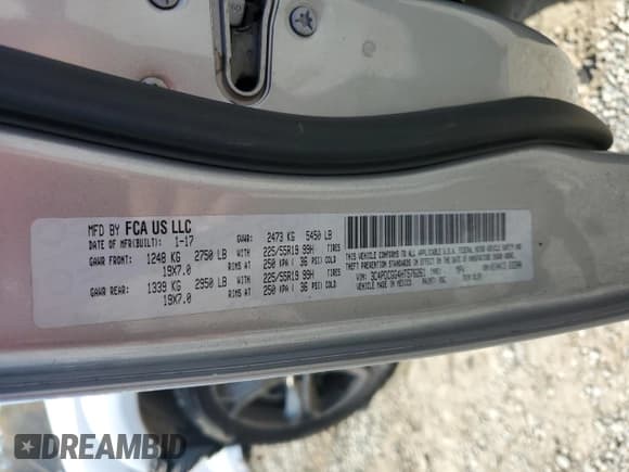 ✅ 2017 Dodge Journey Crossroad Plus • VIN: 3C4PDCGG4HT576261 • Lot: 91104025. Listed on Copart with 205,052 mi. Free auction sales archive from the USA and detailed vehicle history report at DreamBid. Image 13.