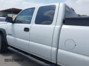✅ 2006 Chevrolet Silverado 2500HD LT2 • VIN: 1GCHK29U16E207166 • Lot: 42068401. Listed on IAAI with 105,646 mi. Free auction sales archive from the USA and detailed vehicle history report at DreamBid. Image 15.