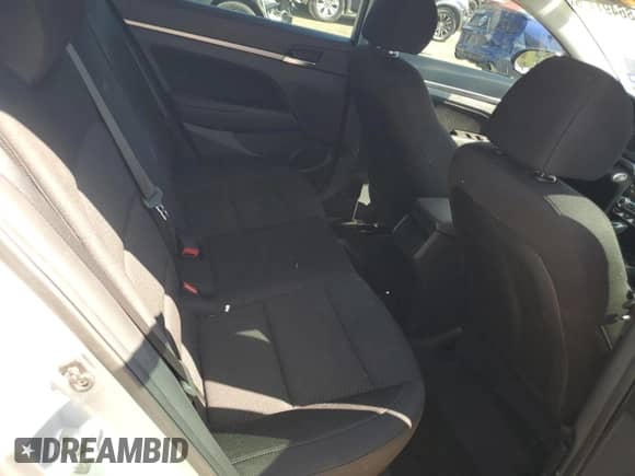 2020 Hyundai Elantra Value Edition with VIN KMHD84LF3LU061143, listed as a Copart auction lot 86491125 with 31,810 mi miles and Salvage title. Bid and sale history available at DreamBid. Image 10.