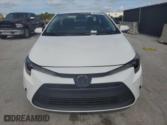 ✅ 2025 Toyota Corolla LE • VIN: 5YFB4MDE6SP300371 • Lot: 92033455. Listed on Copart with 2,430 mi. Free auction sales archive from the USA and detailed vehicle history report at DreamBid. Image 5.