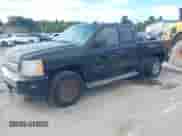 ✅ 2011 Chevrolet Silverado 1500 LS • VIN: 1GCRKREA1BZ313757 • Lot: 43327641. Wystawiony na IAAI z przebiegiem 111 363 mil mil. Skorzystaj z bezpłatnego archiwum sprzedaży aukcyjnych z USA i zobacz szczegółowy raport historii pojazdu na DreamBid. Zdjęcie 2.