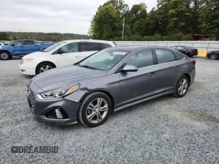 2018 Hyundai Sonata Sport z VIN 5NPE34AF7JH626379, wystawiony jako Copart lot #86058395 z przebiegiem 96 469 mil mil oraz Czysty tytuł • Clean title. Historia ofert i sprzedaży dostępna na DreamBid. Obrazek 1.