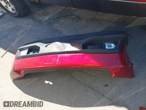 ✅ 2021 Chevrolet Silverado 1500 RST • VIN: 3GCUYEED2MG196964 • Lot: 43010571. Wystawiony na IAAI z przebiegiem 96 200 mil. Bezpłatny archiwum sprzedaży aukcyjnych z USA i szczegółowy raport historii pojazdu na DreamBid. Zdjęcie 18.