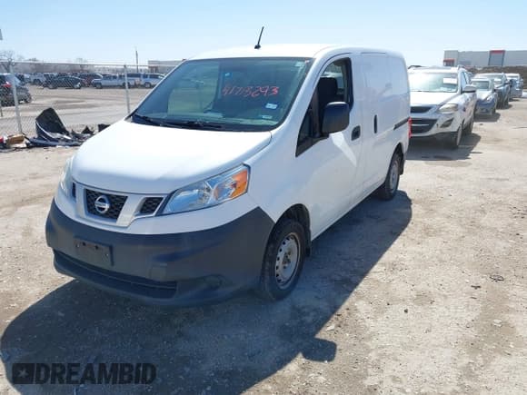 ✅ 2017 Nissan NV200 S • VIN: 3N6CM0KN6HK711858 • Lot: 41713293. Listed on IAAI with 239,170 mi. Free auction sales archive from the USA and detailed vehicle history report at DreamBid. Image 17.
