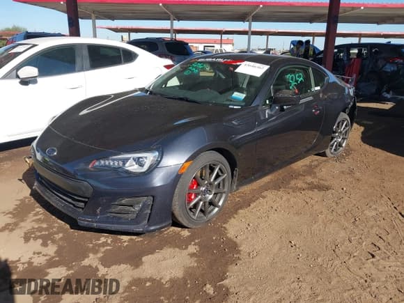 ✅ 2019 Subaru BRZ Limited • VIN: JF1ZCAC15K9600994 • Lot: 43646362. Listed on IAAI with 24,996 mi. Free auction sales archive from the USA and detailed vehicle history report at DreamBid. Image 17.
