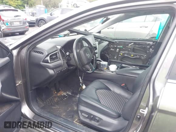 2021 Toyota Camry SE with VIN 4T1G11BK4MU028944, listed as a IAAI auction lot 43275174 with 82,954 mi miles and . Bid and sale history available at DreamBid. Image 5.