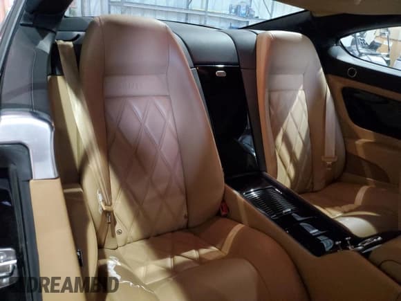 ✅ 2006 Bentley Continental GT GT • VIN: SCBCR63W56C033155 • Lot: 63028345. Wystawiony na Copart z przebiegiem 77 853 mil. Bezpłatny archiwum sprzedaży aukcyjnych z USA i szczegółowy raport historii pojazdu na DreamBid. Zdjęcie 10.