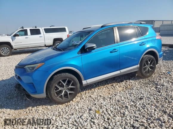 ✅ 2017 Toyota RAV4 SE • VIN: 2T3NFREV7HW400321 • Лот: 80719665. Опубликован ранее на Copart с пробегом 117 374 миль. Бесплатный доступ к архиву аукционных продаж из США и подробный отчёт об истории автомобиля на DreamBid. Изображение 1.