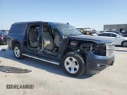 ✅ 2018 Chevrolet Suburban LT • VIN: 1GNSCHKC9JR217766 • Lot: 75172934. Wystawiony na Copart z przebiegiem 86 693 mil. Bezpłatny archiwum sprzedaży aukcyjnych z USA i szczegółowy raport historii pojazdu na DreamBid. Zdjęcie 4.