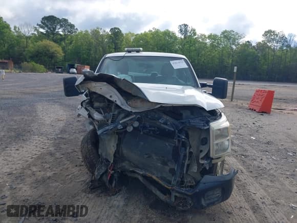 ✅ 2012 Ford F-250 XL • VIN: 1FT7X2B67CEC99355 • Лот: 42014933. Опубликован ранее на IAAI с пробегом 91 157 миль. Бесплатный доступ к архиву аукционных продаж из США и подробный отчёт об истории автомобиля на DreamBid. Изображение 12.