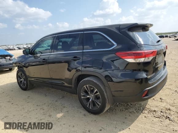 ✅ 2019 Toyota Highlander LE • VIN: 5TDZARFH0KS052525 • Lot: 86639665. Wystawiony na Copart z przebiegiem 75 535 mil. Bezpłatny archiwum sprzedaży aukcyjnych z USA i szczegółowy raport historii pojazdu na DreamBid. Zdjęcie 2.