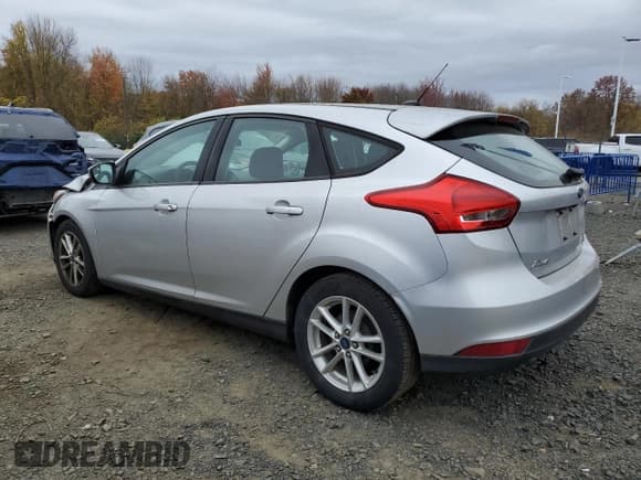 ✅ 2015 Ford Focus SE • VIN: 1FADP3K2XFL366994 • Lot: 89634005. Listed on Copart with 124,877 mi. Free auction sales archive from the USA and detailed vehicle history report at DreamBid. Image 2.