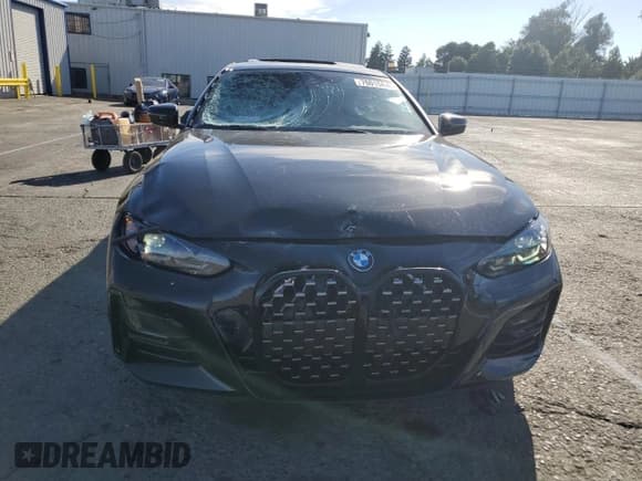 ✅ 2024 BMW 4 Series 430i • VIN: WBA53AP01RCR55911 • Lot: 70015645. Listed on Copart with 14,143 mi. Free auction sales archive from the USA and detailed vehicle history report at DreamBid. Image 5.