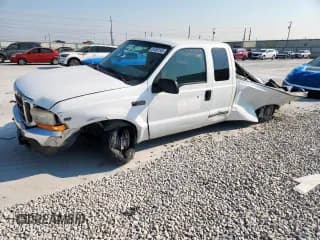 ✅ 2000 Ford F-250 XL • VIN: 1FTNX20L2YED10639 • Lot: 81487545. Listed on Copart with 367,720 mi. Free auction sales archive from the USA and detailed vehicle history report at DreamBid. Image 1.
