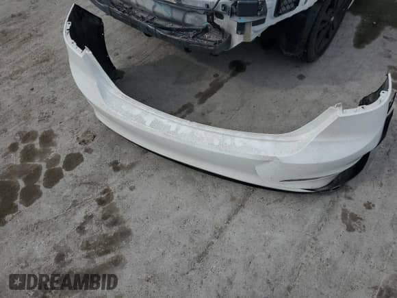 2018 Hyundai Elantra Value Edition с VIN 5NPD84LFXJH302952, выставлен на аукционе Copart как лот 82061195 с пробегом 123 612 миль миль и Списание • Salvage title. История ставок и продаж доступна на DreamBid. Изображение 12.